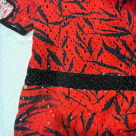 Prabal Gurung Off The Shoulder Printed Eyelet Blouse - Picture 5 of 9